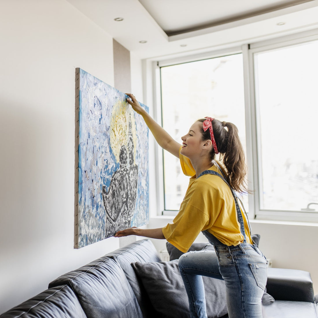 Tips on How to Hang Wall Art Like an Interior Design Pro